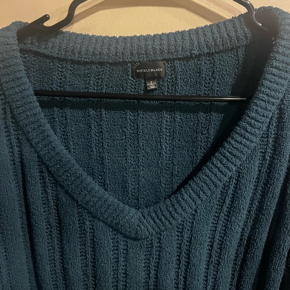 Buckle Black Brand size Large Green Sweater V Neck worn couple times - Picture 3 of 4